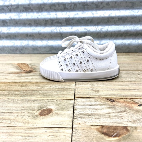 K-Swiss Toddlers Athletic All White Shoes Size 3.5 - Picture 3 of 8